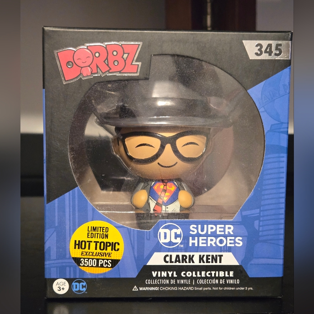 Funko Pop Dorbz DC Comics  Clark Kent Hot Topic Exclusive Limited 3500 PCS